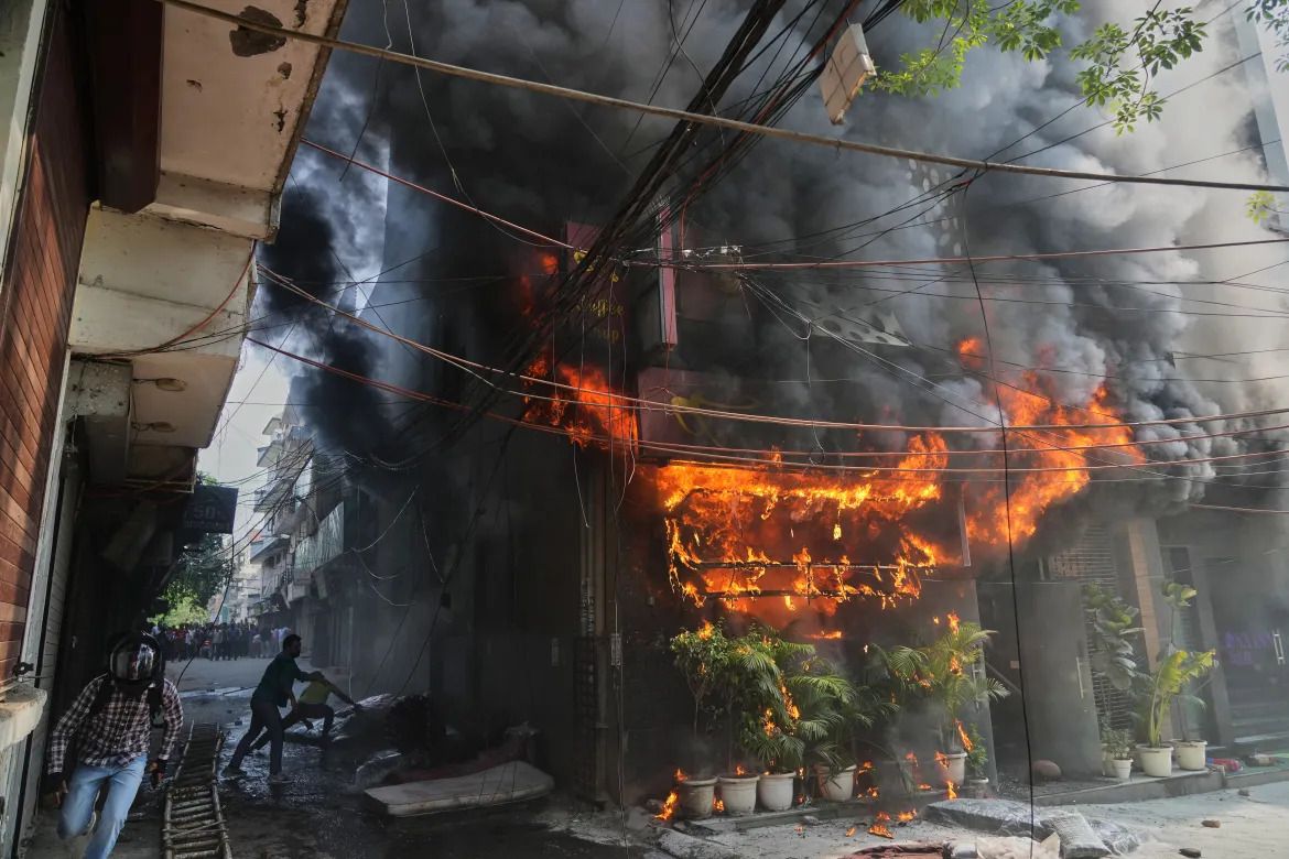 Three Bangladeshis critical after deadly Delhi fire