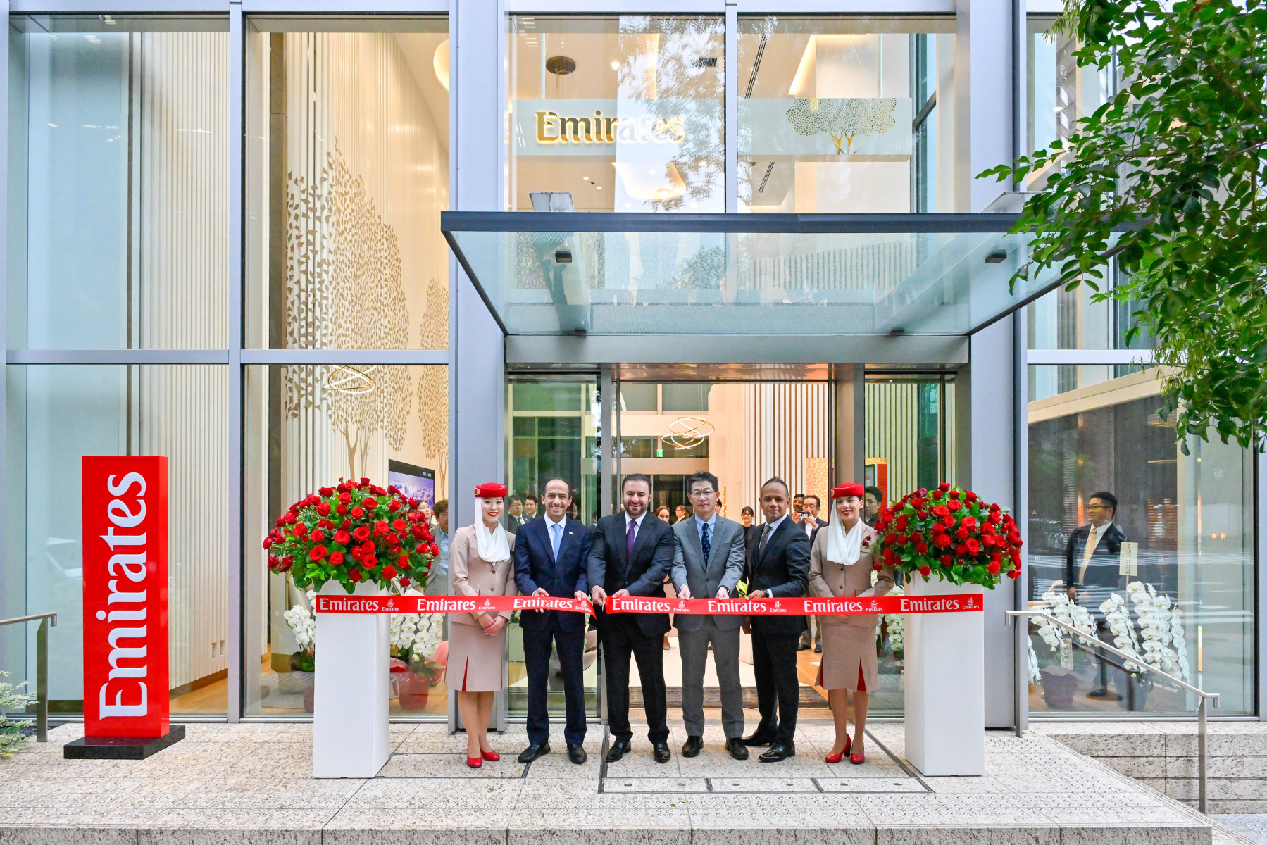 Emirates opens Tokyo store, plans more Narita flights