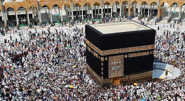 Saudi Arabia suspends 21 Umrah companies over performance violations