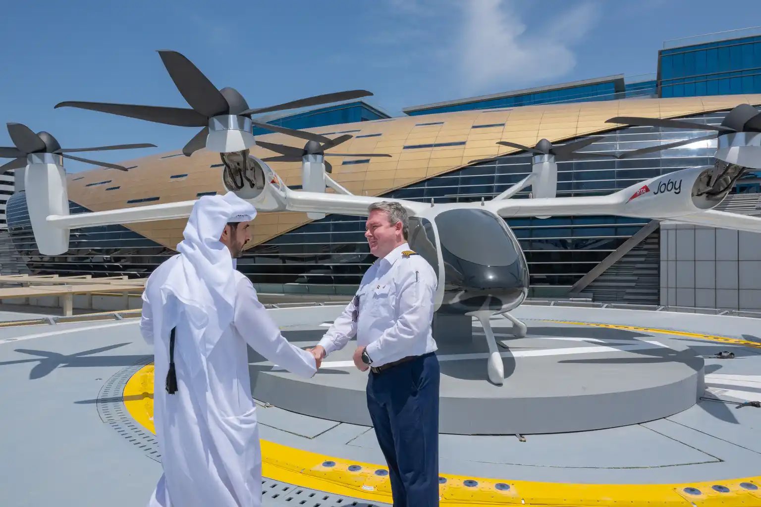Dubai's Crown Prince Sheikh Hamdan reviews progress of Dubai's air taxi station